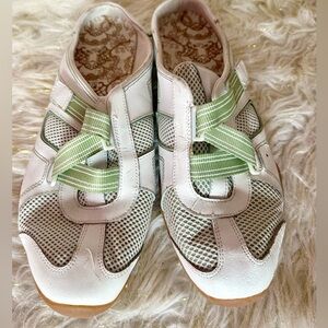 Lower East Side Women’s Size 11 Slip-On Sneakers Vintage Comfort Casual Shoes